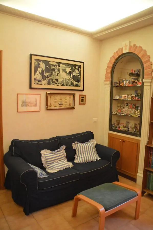 Casa Vacanze Zio Gionni Rome Holiday home